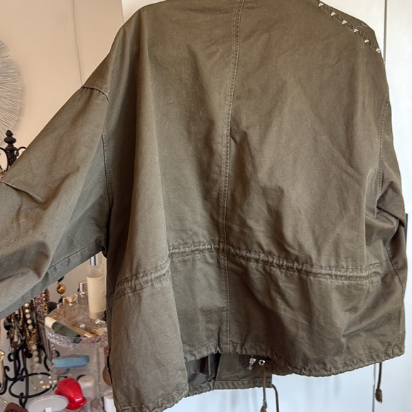 H&M Europe oversized patch jacket - Picture 7 of 7